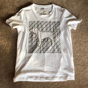 PINK Victoria’s Secret t shirt